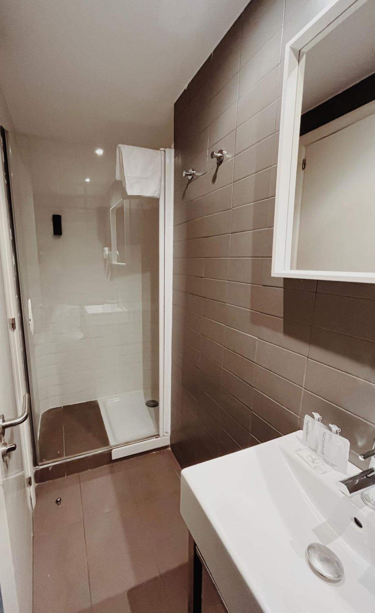 Apartamentos Express By Gaiarooms Барселона Экстерьер фото