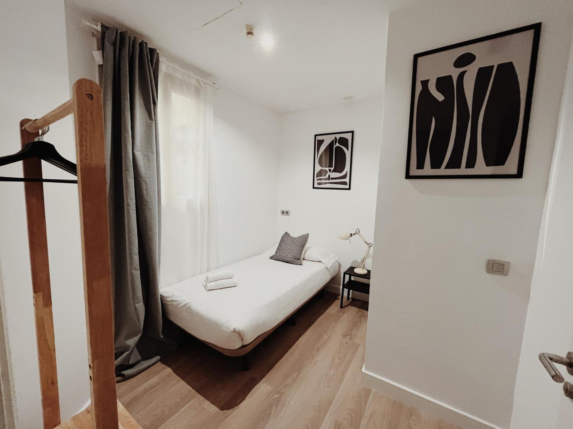 Apartamentos Express By Gaiarooms Барселона Экстерьер фото